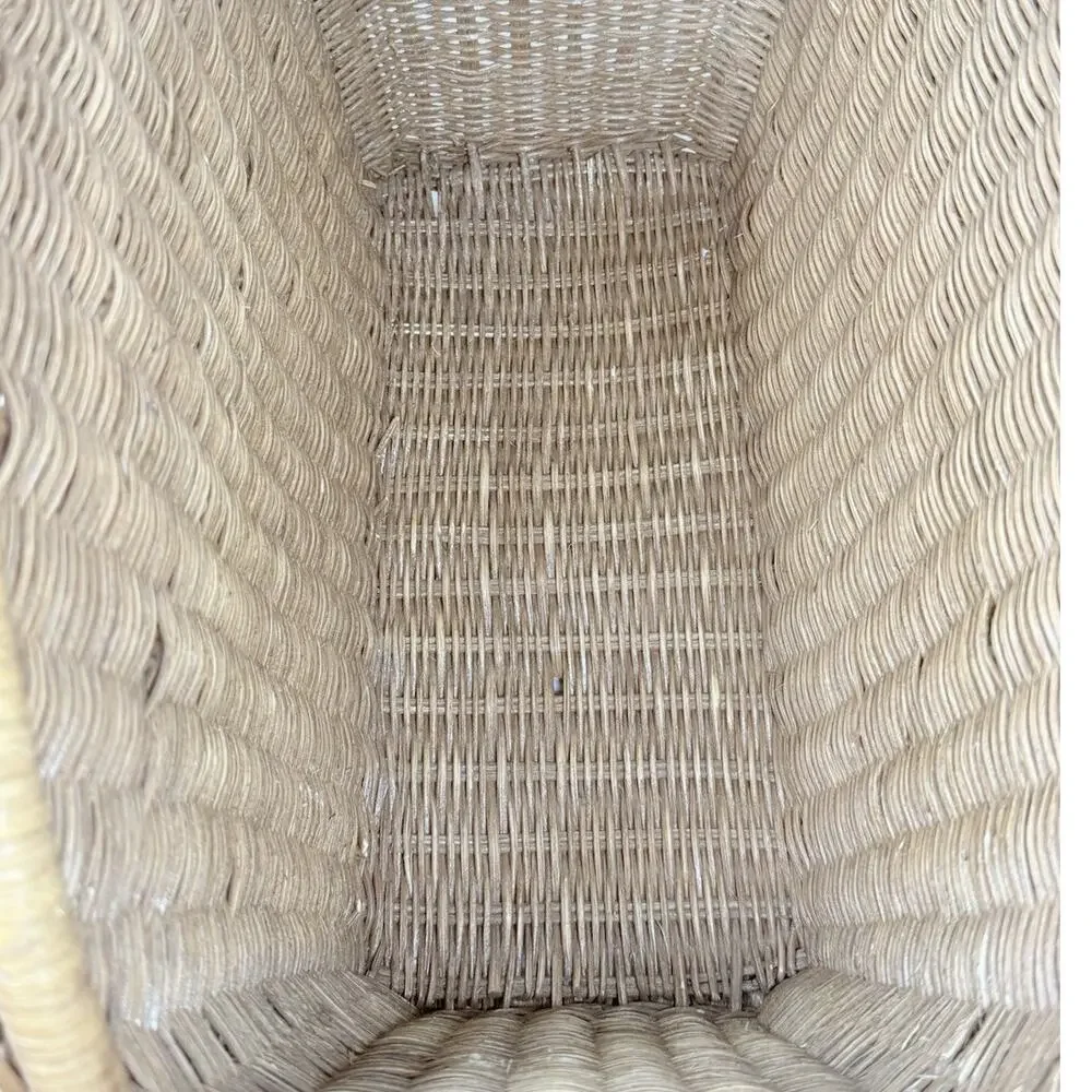 Vintage 80s French Country Wicker Basket Magazine Holder Basket Apple Accent